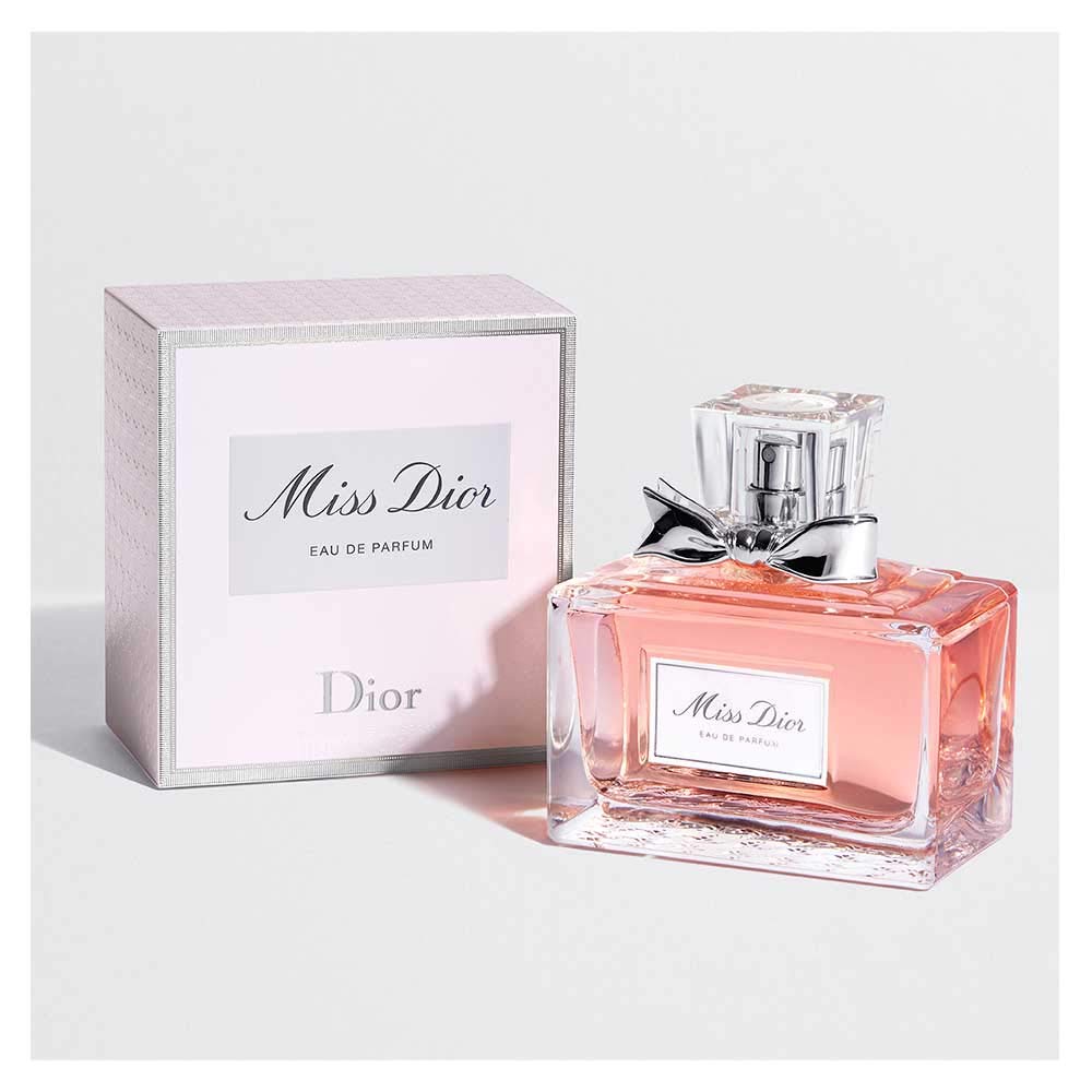 Eau De Parfum Spray 3.4 Fluid Ounce J7720