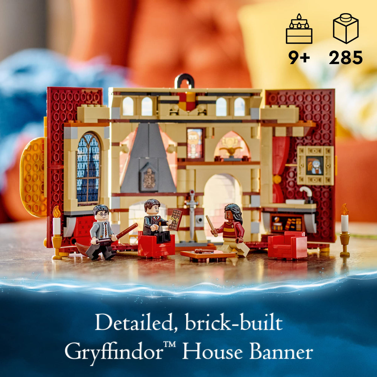 Building Set with 3 Minifigures A5557